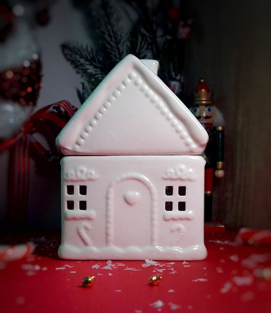 Brûleur Maison de Noël – Un Refuge de Lumière et de Parfum pour les Fêtes