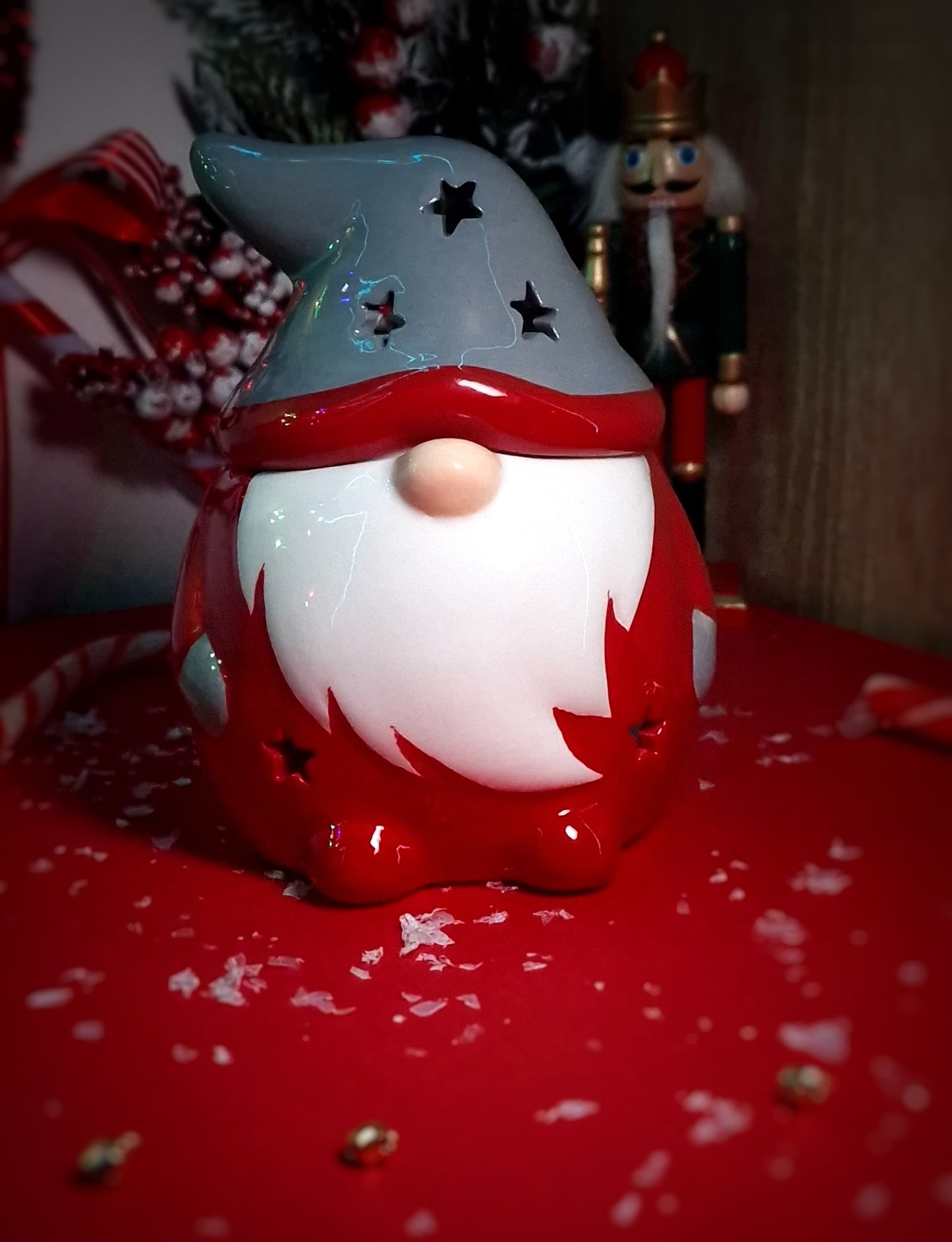 Brûleur Gnome de Noël – Charme Enchanteur et Esprit Festif